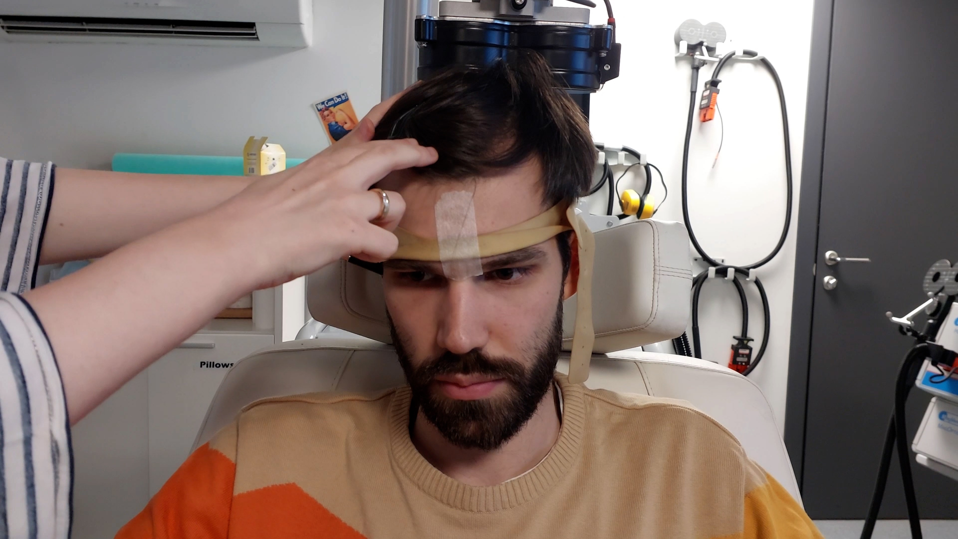 Online Repetitive Transcranial Magnetic Stimulation of Dorsomedial and Dorsolateral Prefrontal Cortex in Cognition Decision Making, and Cognitive Dissonance