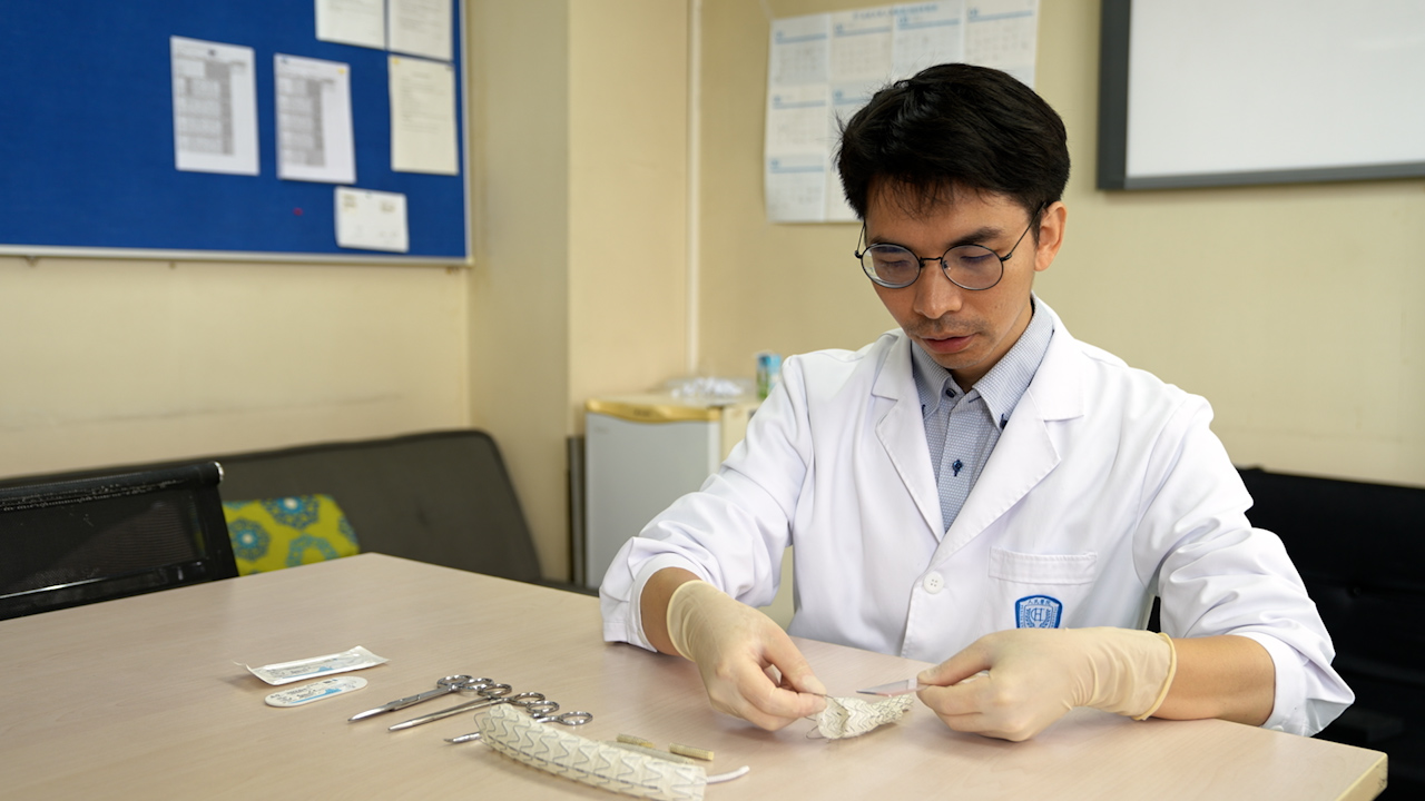 Modified Octopus Technique for Thoracoabdominal Aortic Aneurysm