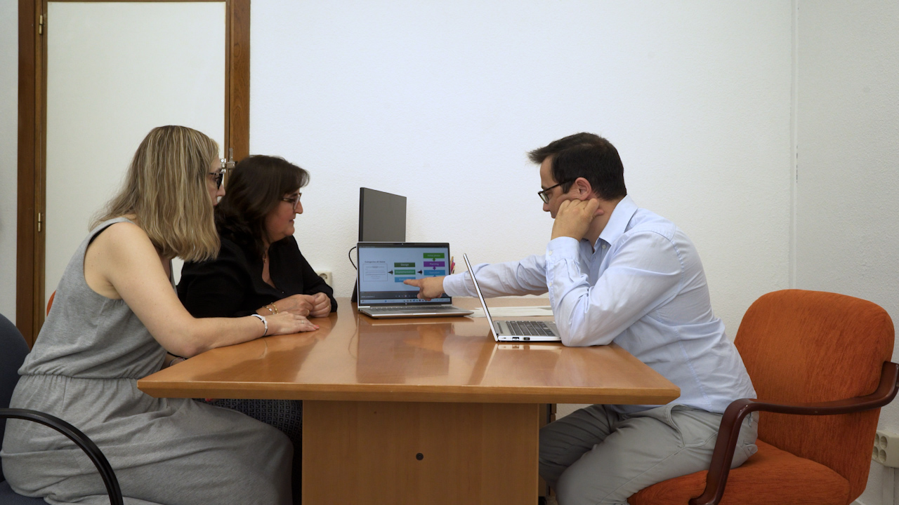 Qualitative and Quantitative Validation of Tools with Rating Scales Aimed at Assessing the Quality of University Service-Learning