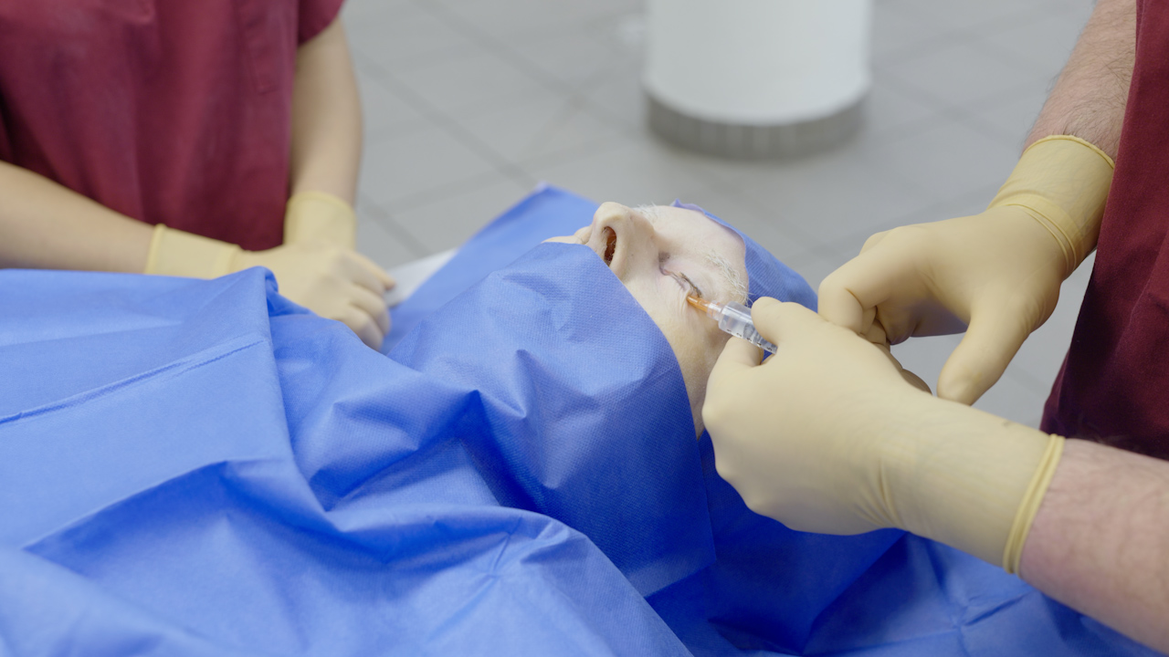 A Standardized Surgical Technique for Tessier Medial Transnasal Canthopexy